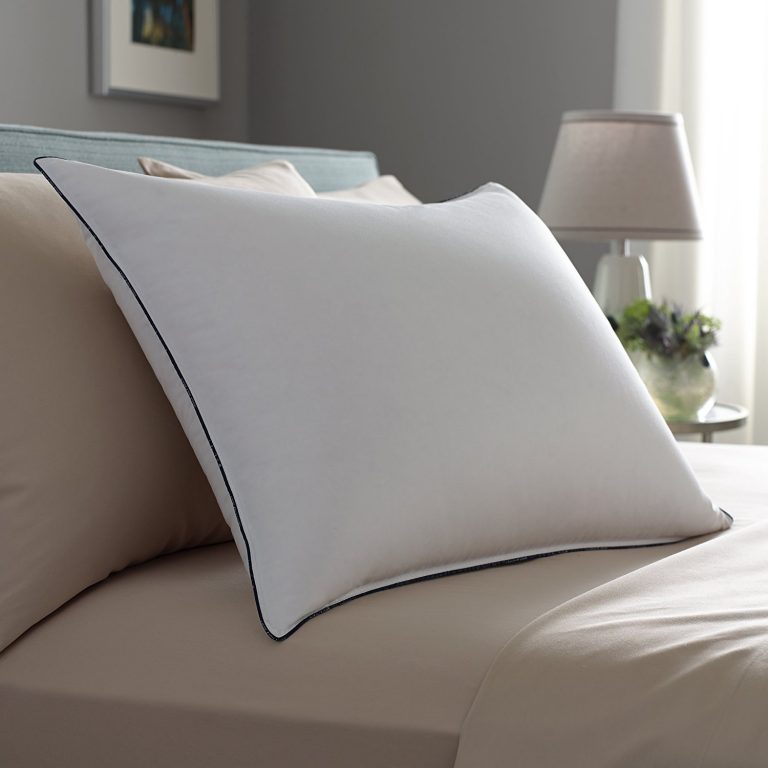 Buy Down & Feather Pillows From RitzCarlton Sheet Market