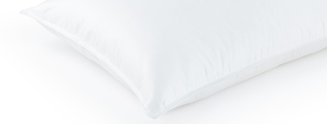 the knife edge seam of a bed pillow