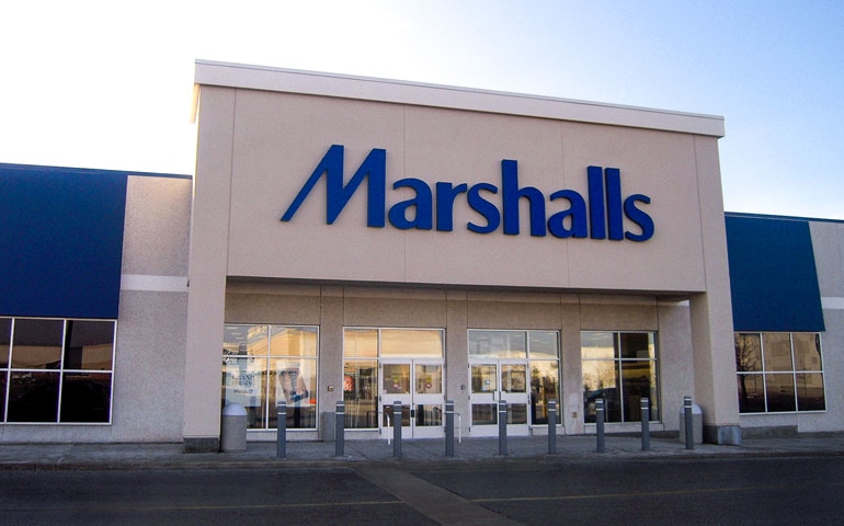 the frontside of a Marshall's store