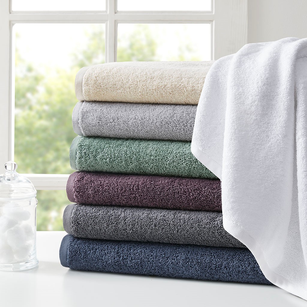 Beautyrest - Plume 100% Cotton Feather Touch Antimicrobial Towel 6 Piece Set - White