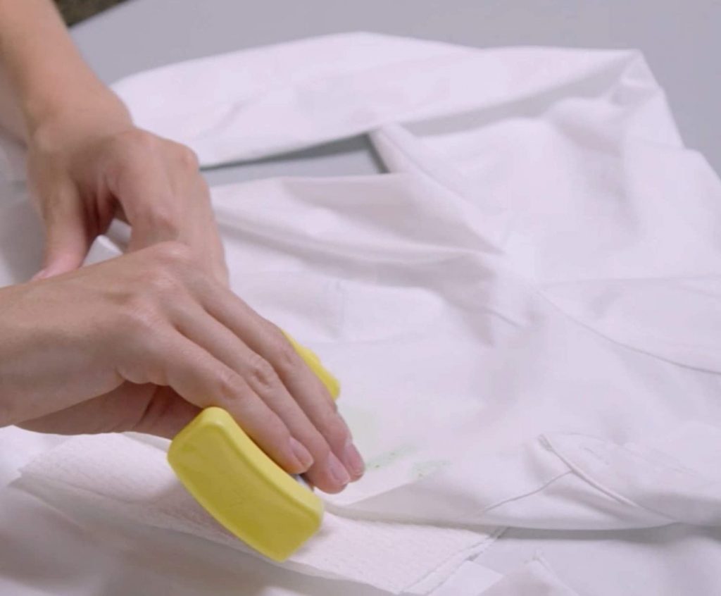 How To Remove Blood Stains From Your Bed Sheet Market